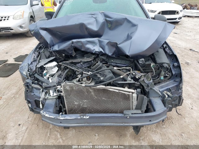 1G1PA5SHXE7346012 Chevrolet Cruze Ls Auto