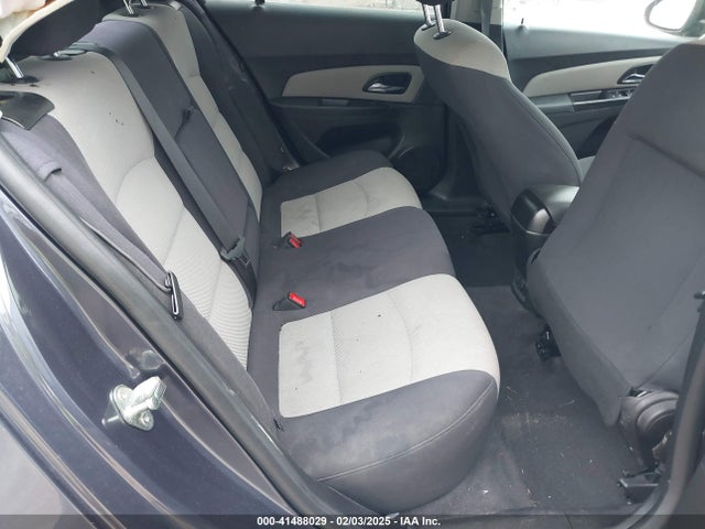 1G1PA5SHXE7346012 Chevrolet Cruze Ls Auto