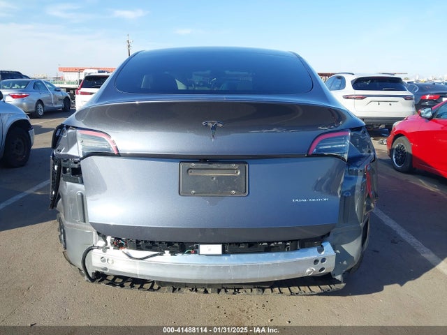 7SAYGDEE4PA181013 Tesla Model Y