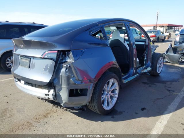 2023 TESLA MODEL Y 7SAYGDEE4PA181013 Photo 3
