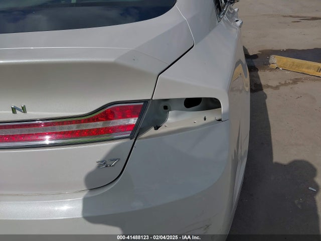 3LN6L2GK0GR630062 Lincoln MKZ