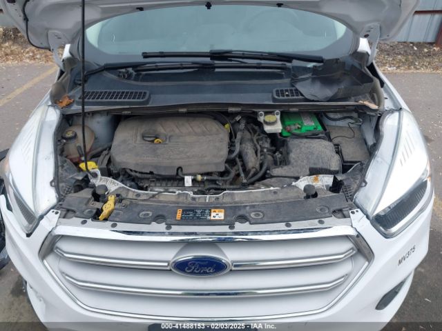1FMCU9GD0JUC62783 Ford ESCAPE SE