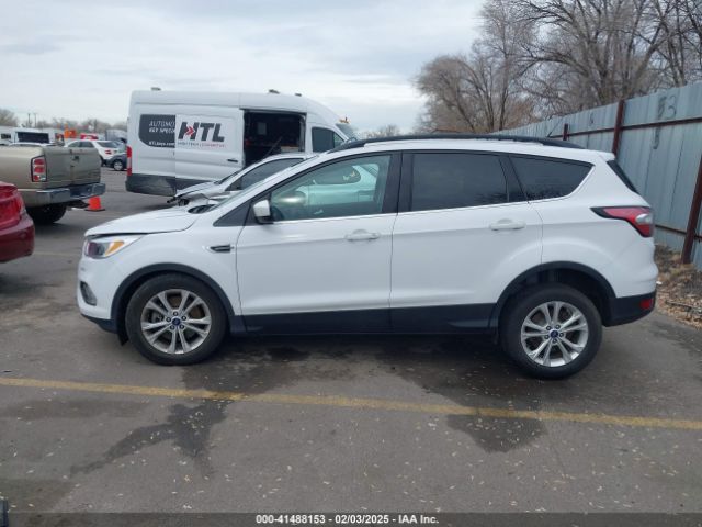 1FMCU9GD0JUC62783 Ford ESCAPE SE