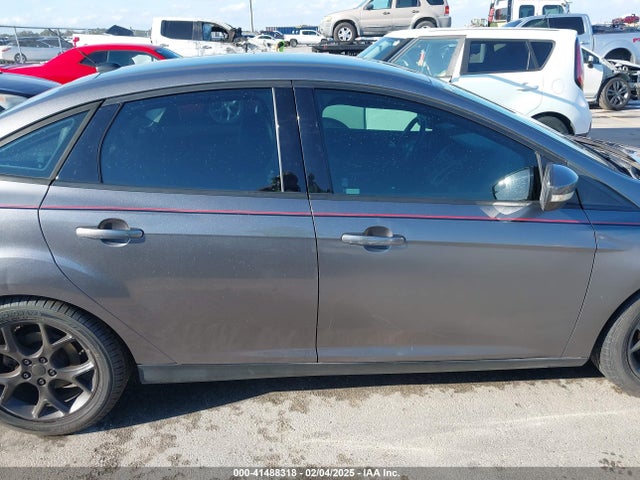 1FADP3F28EL440485 Ford FOCUS SE
