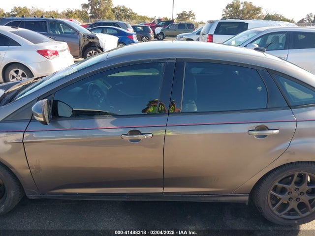 1FADP3F28EL440485 Ford FOCUS SE