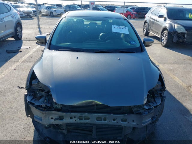 1FADP3F28EL440485 Ford FOCUS SE