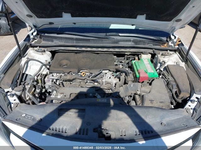4T1B11HK8JU113895 Toyota CAMRY LE