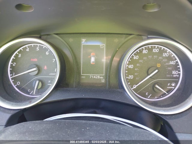 4T1B11HK8JU113895 Toyota CAMRY LE