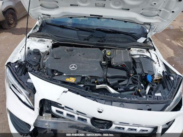 WDCTG4EB5KU015478 Mercedes-Benz GLA 250