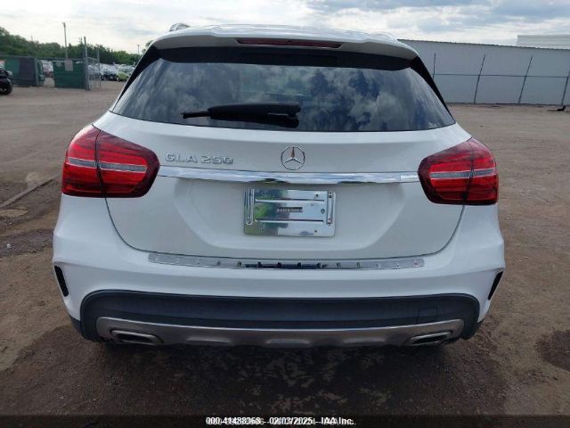 WDCTG4EB5KU015478 Mercedes-Benz GLA 250