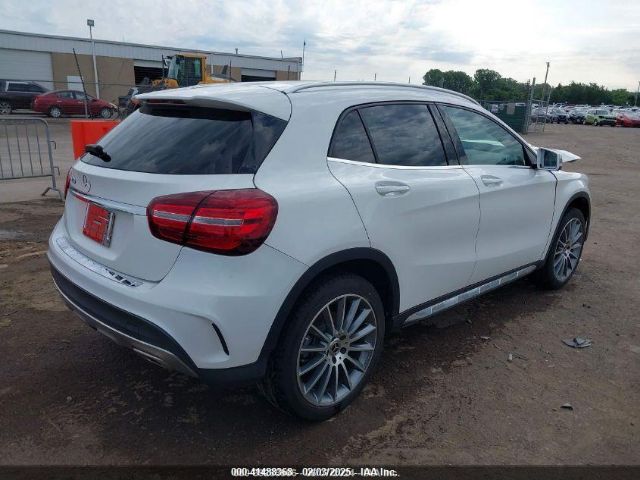 WDCTG4EB5KU015478 Mercedes-Benz GLA 250