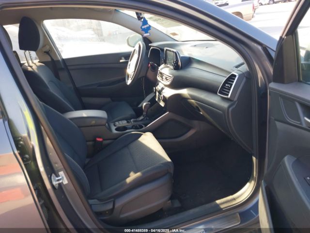 KM8J33A43KU060487 Hyundai Tucson Value
