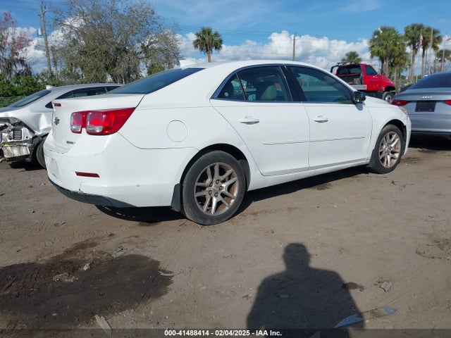 Chevrolet MALIBU 1LT 2015 1G11C5SL9FU130644 Image 4