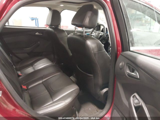 1FADP3N21EL369017 Ford Focus Titanium