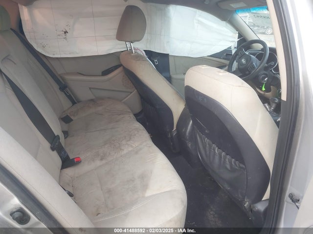 5XXGM4A76EG291289 KIA Optima Lx