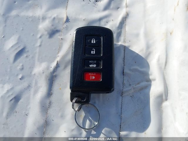 2T1BURHE2FC402375 Toyota Corolla S Premium