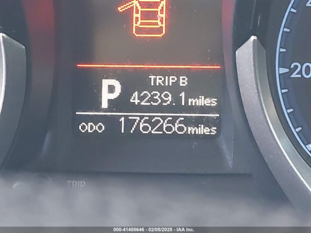 2T1BURHE2FC402375 Toyota Corolla S Premium