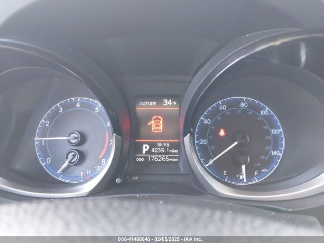 2T1BURHE2FC402375 Toyota Corolla S Premium