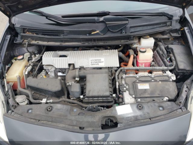 JTDKN3DU1F2001390 Toyota Prius Four