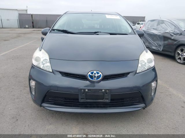 JTDKN3DU1F2001390 Toyota Prius Four