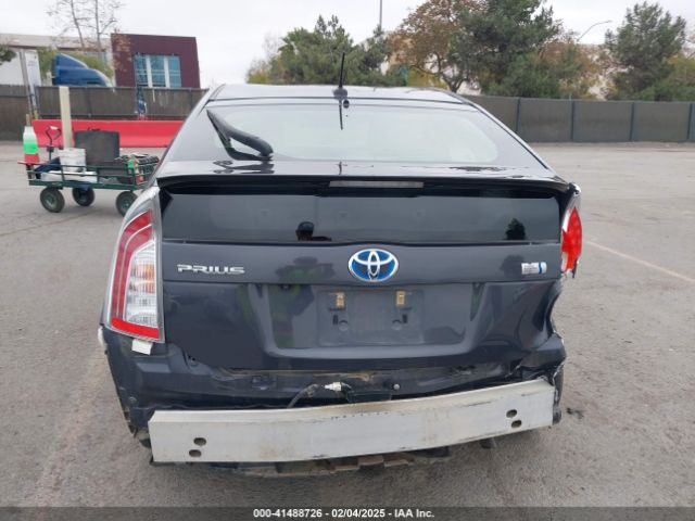 JTDKN3DU1F2001390 Toyota Prius Four