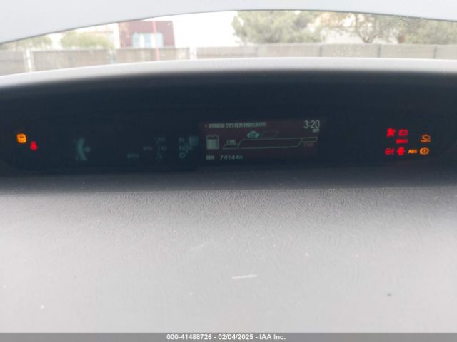 JTDKN3DU1F2001390 Toyota Prius Four
