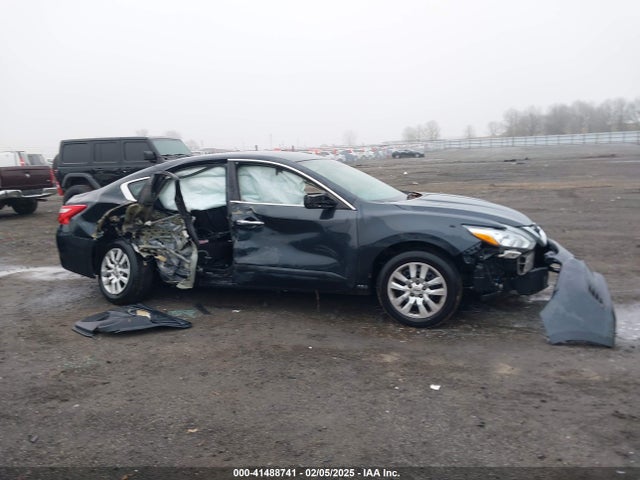 Nissan Altima 2.5 S 2017 1N4AL3APXHN319225 Image 13