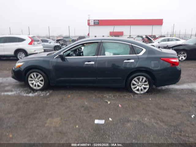 Nissan Altima 2.5 S 2017 1N4AL3APXHN319225 Image 14