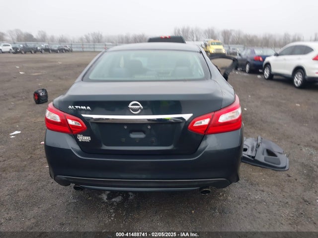 Nissan Altima 2.5 S 2017 1N4AL3APXHN319225 Image 16