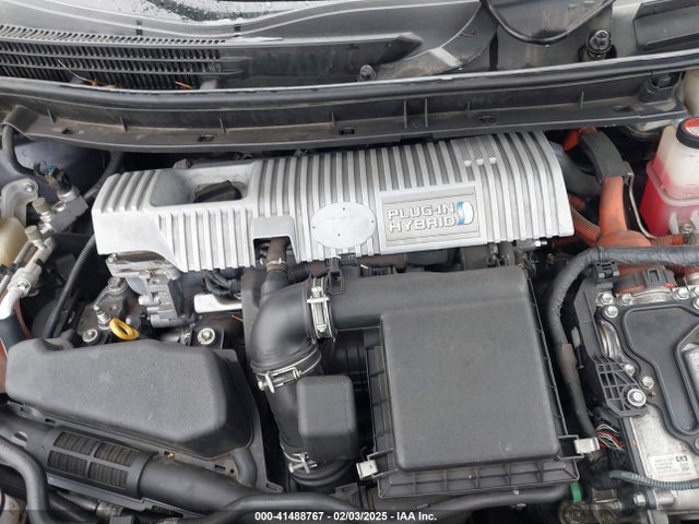 Toyota Prius Plug-in Advanced 2015 JTDKN3DPXF3074794 Image 10