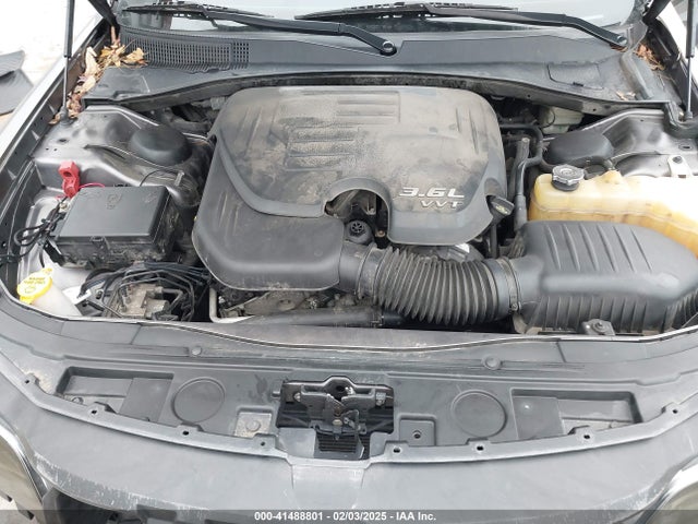 2C3CCAAG9FH749040 Chrysler 300 Limited