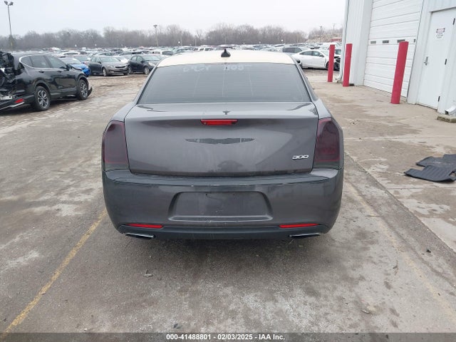2C3CCAAG9FH749040 Chrysler 300 Limited