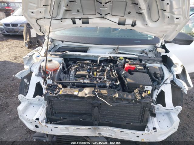 1FMCU9G68NUA44940 Ford ESCAPE SE