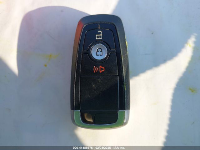 1FMCU9G68NUA44940 Ford ESCAPE SE