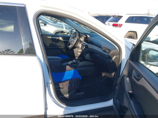 1FMCU9G68NUA44940 Ford ESCAPE SE