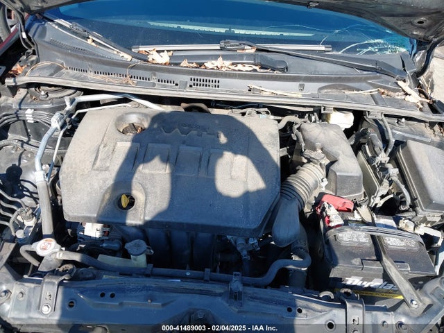 2T1BURHE3KC180066 Toyota COROLLA LE