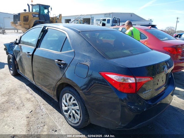 2T1BURHE3KC180066 Toyota COROLLA LE