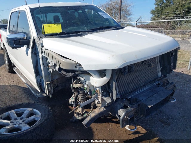 Ford F-150 Lariat 2022 1FTFW1E83NFA67841 Image 6
