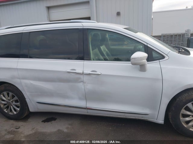 Chrysler Pacifica Touring L 2019 2C4RC1BG7KR613188 Image 13