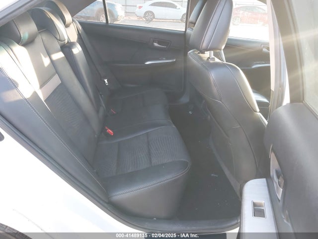 4T1BF1FK4EU444595 Toyota CAMRY SE
