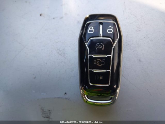 3FA6P0PU1FR147389 Ford Fusion Energi Se Luxury
