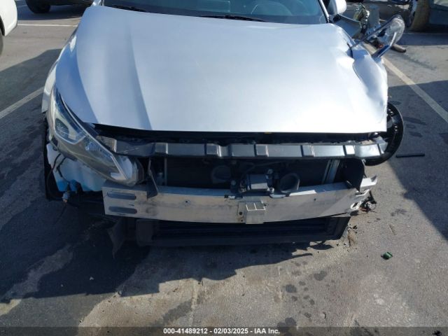 1N4BL4BV1KC174960 Nissan Altima 2.5 S