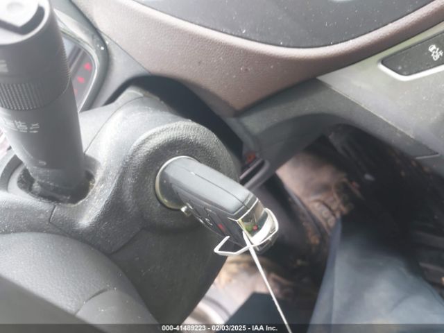3GNCJPSB8GL247871 Chevrolet Trax Lt
