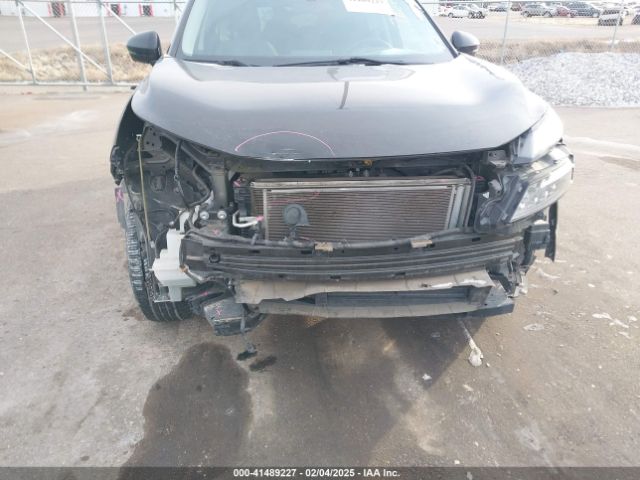 5N1AT3BB8MC732601 Nissan Rogue