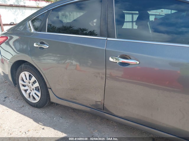 Nissan Altima 2.5 S 2016 1N4AL3AP5GN383266 Image 12