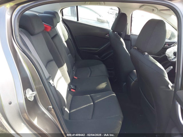 3MZBM1U77GM313559 Mazda Mazda3 I Sport