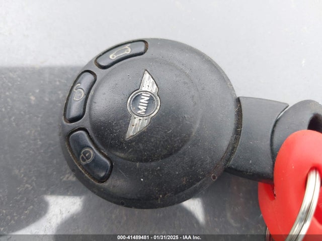 2008 MINI COOPER S CLUBMAN WMWMM33568TP88336 Photo 10