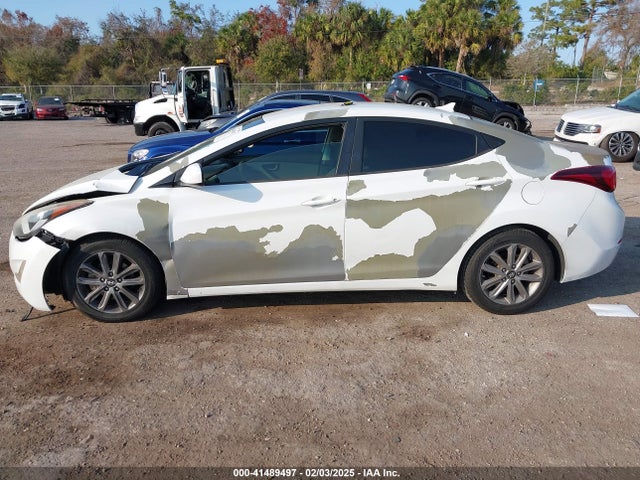 Hyundai ELANTRA SE 2015 5NPDH4AE5FH576013 Image 14