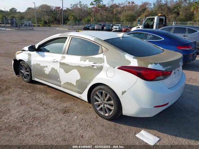 Hyundai ELANTRA SE 2015 5NPDH4AE5FH576013 Image 3