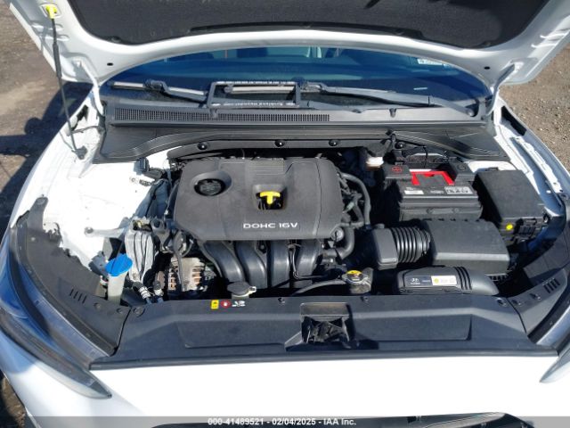 KMHTG6AF9KU005011 Hyundai Veloster 2.0 Premium